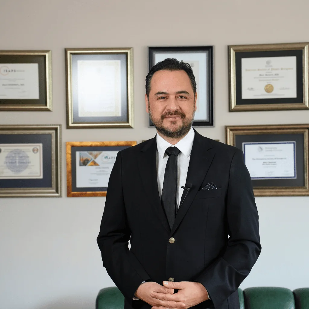 Dr. Mert Demirel