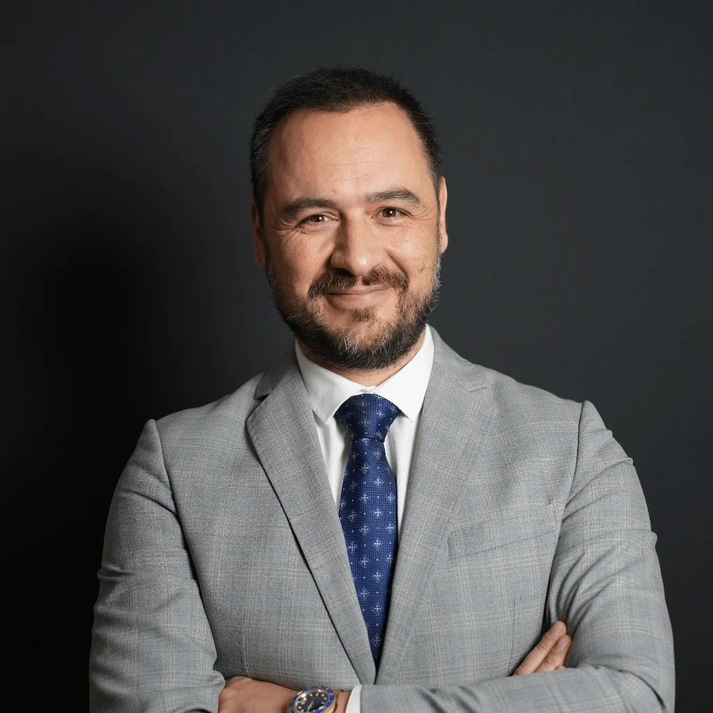 Dr. Mert Demirel